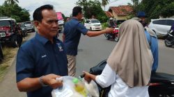 Puncak Perayaan HUT Ke -14 Partai Nasdem Potong Tumpeng Dan Bagi-bagi Sembako Serta Pengobatan Gratis