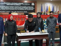 Pemprov dan DPRD Lampung Sepakati Raperda APBD 2026, Pendapatan Daerah Ditarget Rp 7,6 Triliun