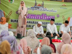 Bupati Nanda Respons Keluhan Warga Tegineneng Terkait Jalan saat Silaturahmi Ramadhan